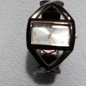😍 Womens Vivani Quartz Watch